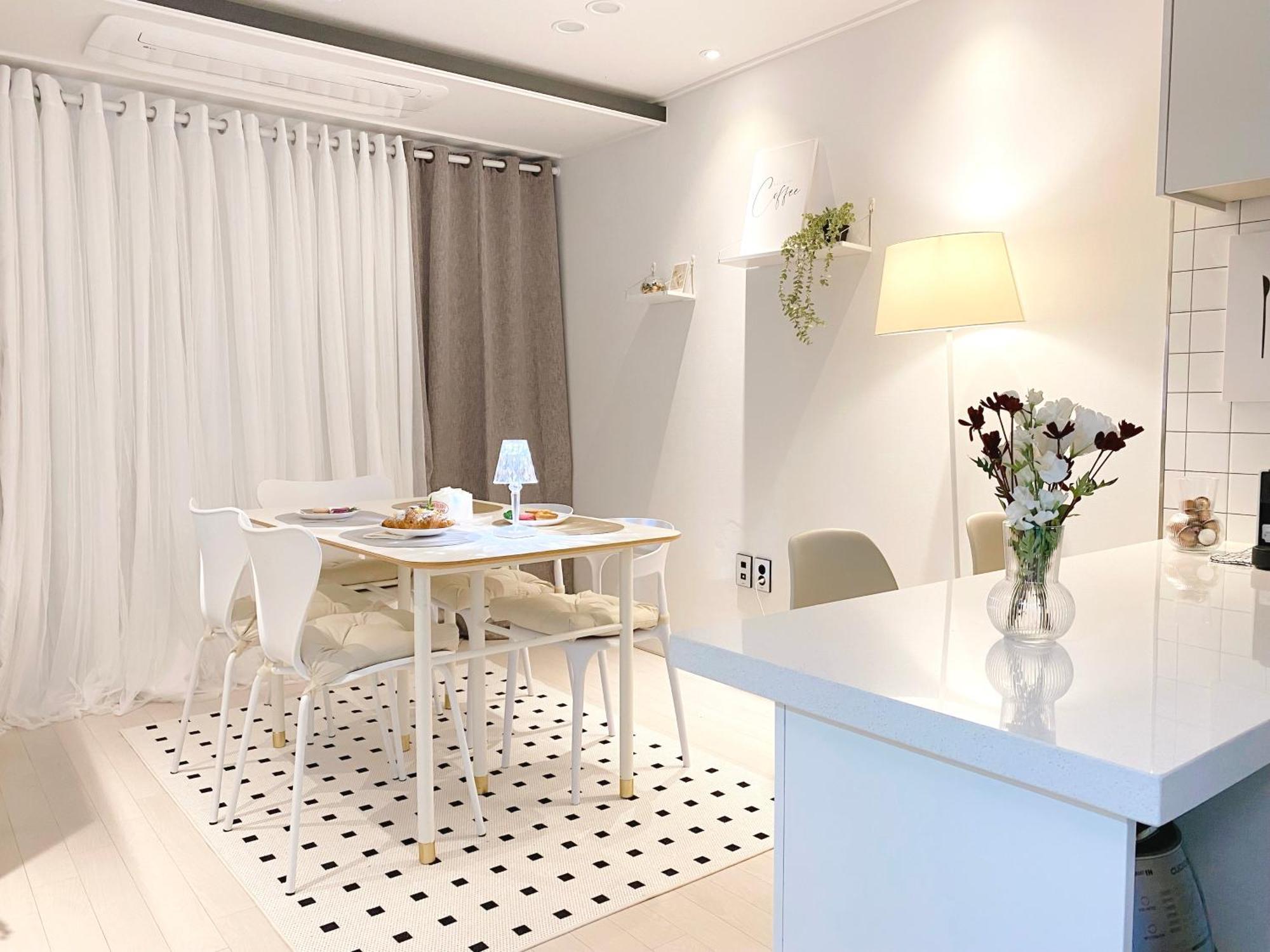 The Hue Stay, Apartment Seoul